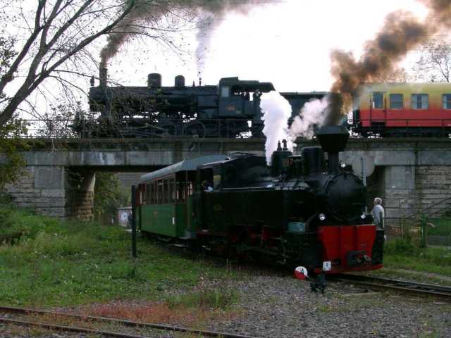 Együttállás a Budapest felé tartó nosztalgia vonattal.