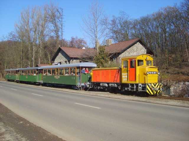 Útban Kismaros felé